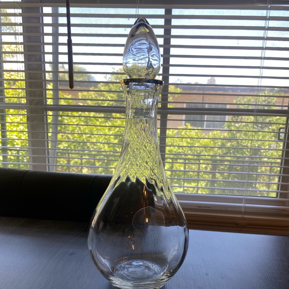 Wine holder